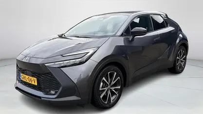 Grijs Occasion 2024 Toyota C-HR Edition SUV | € 32.500 (Eerlijke prijs)