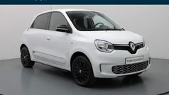 Blanc quartz qny (wit metallic) Gebruikt 2022 Renault Twingo Urban Night Hatchback | € 13.290 (Eerlijke prijs)