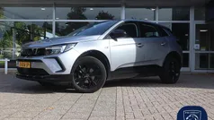 Grijs Gebruikt 2024 Opel Grandland X SUV | € 31.950 (Goede deal)