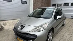 Grijs Gebruikt 2009 Peugeot 207 Hatchback | € 1.795 (Eerlijke prijs)