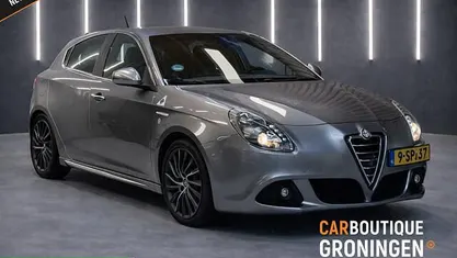 Grijs Gebruikt 2010 Alfa Romeo Giulietta Quadrifoglio Verde Hatchback | € 6.990 (Eerlijke prijs)