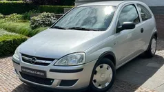Grijs Gebruikt 2004 Opel Corsa Hatchback | € 1.380 (Eerlijke prijs)