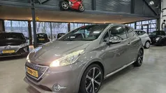 Grijs Gebruikt 2014 Peugeot 208 Hatchback | € 12.490 (Eerlijke prijs)