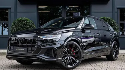 Occasion 2023 Audi Q8 Competition SUV | € 87.500 (Eerlijke prijs)