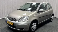 Grijs Gebruikt 2005 Toyota Yaris Hatchback | € 3.450 (Eerlijke prijs)