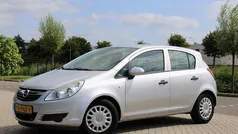 Gebruikt 2009 Opel Corsa Selection Hatchback | € 2.450 (Goede deal)