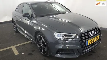 Occasion 2020 Audi A3 Sport Sedan | € 22.599 (Eerlijke prijs)