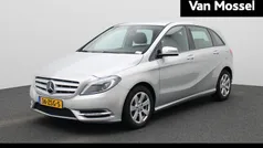 Grijs Gebruikt 2013 Mercedes B200 Ambition MPV | € 13.900 (Eerlijke prijs)