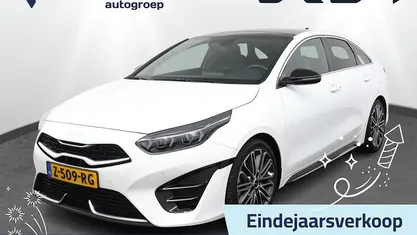Wit Gebruikt 2024 Kia ProCeed Hatchback | € 33.950 (Eerlijke prijs)