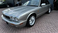 Grijs, metallic lak Gebruikt 1999 Jaguar XJ Executive Sedan | € 9.945 (Eerlijke prijs)