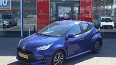 Blauw Gebruikt 2023 Toyota Yaris Hybrid Hatchback | € 21.640 (Eerlijke prijs)