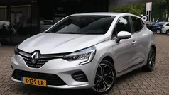 Gebruikt 2022 Renault Clio V Techno Hatchback | € 15.950 (Goede deal)