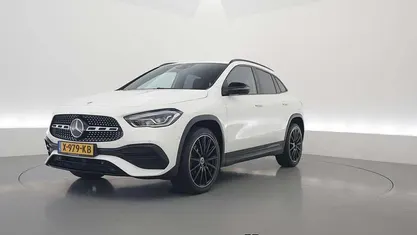 Wit Gebruikt 2022 Mercedes GLA250 AMG line SUV | € 34.850 (Goede deal)
