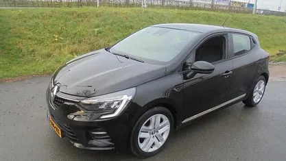 Occasion Renault Clio V SE 67 PK (49 kW) 2021 Zwart Hatchback