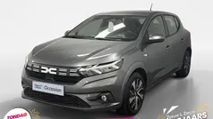 Grijs Gebruikt 2024 Dacia Sandero Expression Hatchback | € 16.935 (Eerlijke prijs)