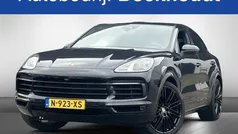 Zwart, metallic lak Gebruikt 2019 Porsche Cayenne Sport SUV | € 84.450