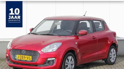 Rood Gebruikt 2018 Suzuki Swift Comfort Hatchback | € 12.280 (Eerlijke prijs)