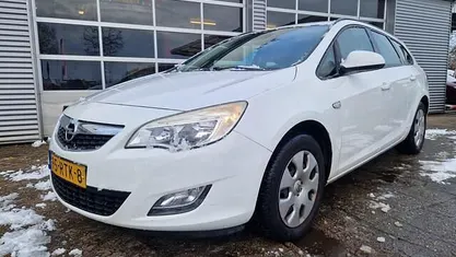 Occasion Opel Astra Edition 110 PK (80 kW) 2011 Stationwagen