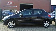 Zwart Gebruikt 2010 Peugeot 207 Hatchback | € 3.099 (Eerlijke prijs)