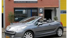 Grijs Gebruikt 2007 Peugeot 207 CC Cabriolet | € 3.950 (Eerlijke prijs)