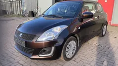 Paars, metallic lak Gebruikt 2014 Suzuki Swift Comfort Hatchback | € 8.199 (Eerlijke prijs)