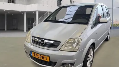 Gebruikt 2009 Opel Meriva Cosmo MPV | € 2.650 (Eerlijke prijs)