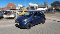 Blauw Gebruikt 2009 Toyota Aygo Comfort Hatchback | € 4.395 (Eerlijke prijs)