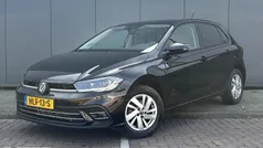Zwart Gebruikt 2024 VW Polo Style Hatchback | € 25.900 (Eerlijke prijs)