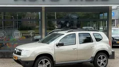 Grijs Gebruikt 2011 Dacia Duster Lauréate SUV | € 6.495 (Eerlijke prijs)