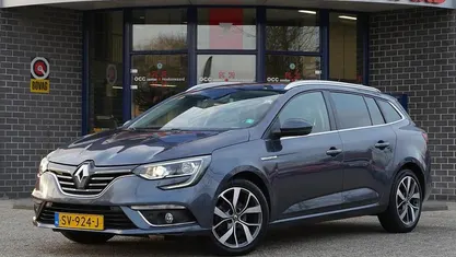 Grijs Occasion 2018 Renault Mégane GrandTour Bose Edition Stationwagen | € 12.345 (Eerlijke prijs)