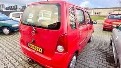 Rood Gebruikt 2005 Opel Agila Enjoy Hatchback | € 1.199 (Eerlijke prijs)