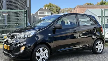 Occasion Kia Picanto 86 PK (63 kW) 2011 Zwart Hatchback