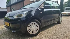 Zwart Gebruikt 2013 VW up! Move Hatchback | € 6.250 (Eerlijke prijs)