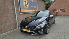 Zwart, metallic lak Gebruikt 2014 Volvo V60 R-Design Stationwagen | € 12.445 (Goede deal)