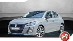 Grijs, metallic lak Gebruikt 2024 Peugeot 208 Active Hatchback | € 17.200 (Eerlijke prijs)