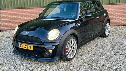 Zwart Gebruikt 2010 Mini John Cooper Works Chili Hatchback | € 10.900 (Eerlijke prijs)