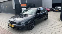 Zwart Gebruikt 2001 Seat Leon Sport Hatchback | € 1.499 (Eerlijke prijs)