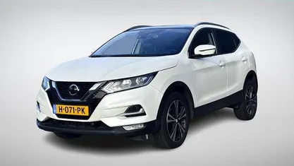 Wit Gebruikt 2020 Nissan Qashqai N-Connecta SUV | € 20.739 (Eerlijke prijs)