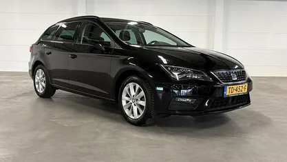 Zwart Occasion 2017 Seat Leon ST Business Stationwagen | € 7.950 (Eerlijke prijs)