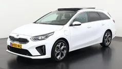 Gebruikt 2021 Kia Ceed Hatchback | € 23.690 (Eerlijke prijs)