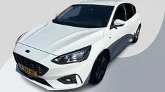 Wit Gebruikt 2021 Ford Focus Business Edition Hatchback | € 17.800 (Eerlijke prijs)