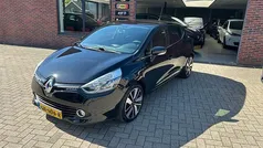 Zwart Gebruikt 2015 Renault Clio IV Night&Day Hatchback | € 7.450 (Eerlijke prijs)