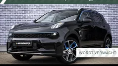 Zwart Gebruikt 2022 Lynk & Co 01 SUV | € 26.194 (Eerlijke prijs)