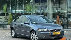 Gebruikt 2006 Volvo S40 Sedan | € 2.949 (Eerlijke prijs)