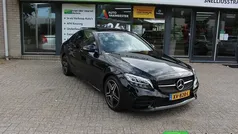 Zwart, metallic lak Gebruikt 2019 Mercedes C180 AMG Sedan | € 25.950 (Eerlijke prijs)