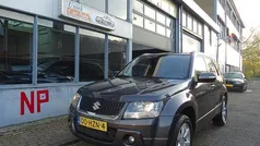 Grijs Gebruikt 2009 Suzuki Grand Vitara Exclusive SUV | € 6.950 (Eerlijke prijs)