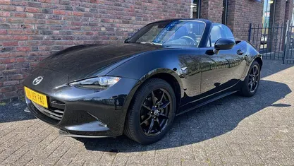 Occasion Mazda MX5 Luxury 132 PK (97 kW) 2021 Zwart Cabriolet