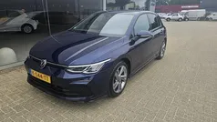 Blauw Gebruikt 2021 VW Golf VIII R-line Hatchback | € 24.950 (Eerlijke prijs)