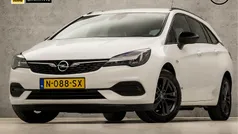 Wit Gebruikt 2021 Opel Astra Design & Tech Stationwagen | € 12.445 (Eerlijke prijs)