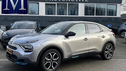 Gebruikt 2022 Citroën e-C4 Shine SUV | € 17.877 (Eerlijke prijs)